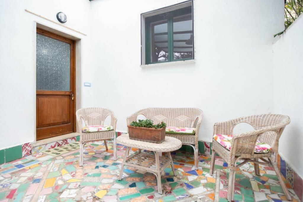 Oltre Il Giardino Vila Vico Equense Exterior foto